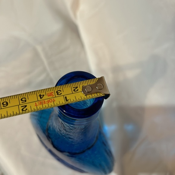 Blue Glass Bottle Vase Union Made Intertwining Hands and Peace Dove 9 inches - Picture 10 of 13